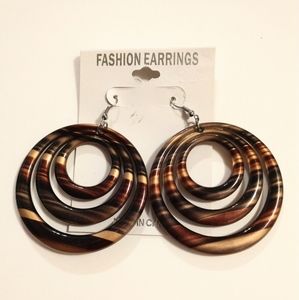 Acrylic Tan and Brown Stripe Hoop Earrings